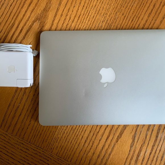 Apple Macbook Pro A1425 Early 2013 13" i5 8GB RAM 256GB SSD - Picture 2 of 3